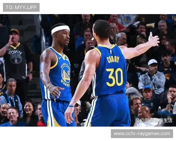 勇士揭幕战海报发布 库里巴特勒携手对阵湖人展现新赛季精彩对决